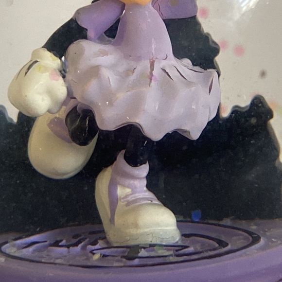 2019 RUN DISNEY PRINCESS SNOW GLOBE - Picture 6 of 15